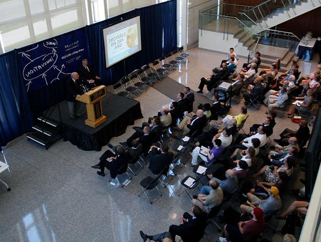 A photo of a pitch competition at Xavier, where entrepreneurial studies majors and other business majors pitch ideas